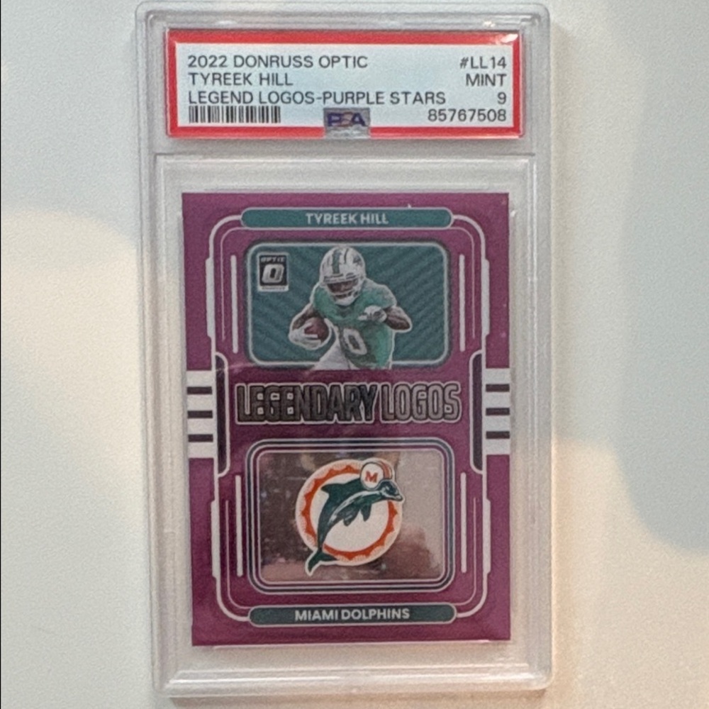 💜Tyreek Hill Miami Dolphins Legendary 4/25 PSA 9
